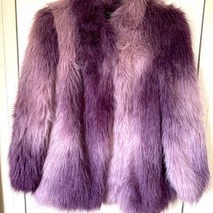 Faux fur 2 tone purple … great coat! I would say it’s 10/12. In great shape